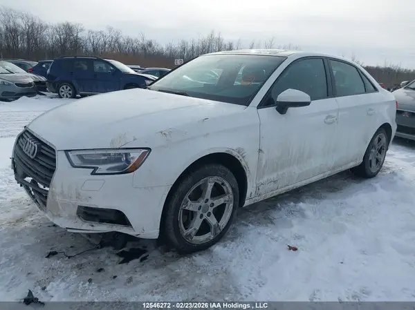 WAUBEGFF0KA100107 2019 AUDI A3 - Image 2