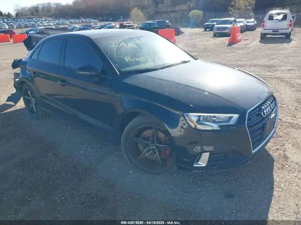 WAUBEGFF1KA088047 2019 AUDI A3 - Image 1