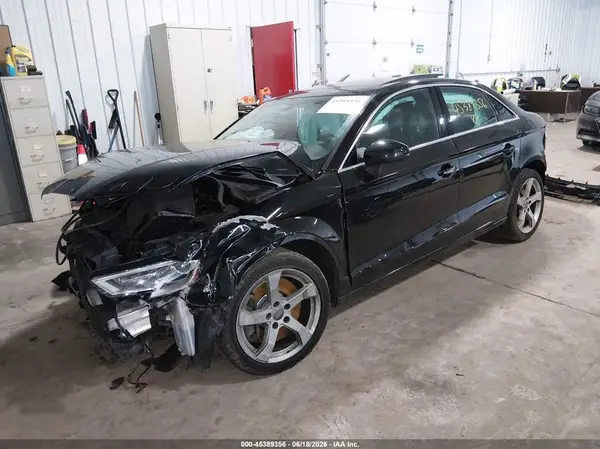 WAUBEGFF1KA088128 2019 AUDI A3 - Image 2