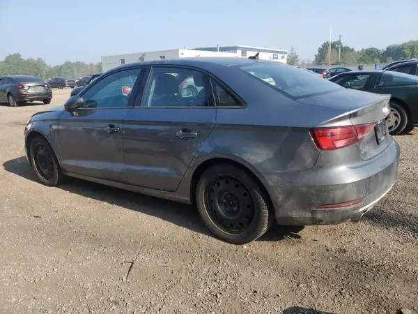 WAUBEGFF2KA078806 2019 AUDI A3 - Image 2