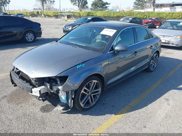 WAUBEGFF3KA096196 2019 AUDI A3 - Image 2