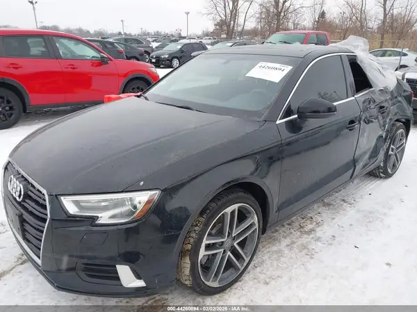 WAUBEGFF6KA079831 2019 AUDI A3 - Image 2