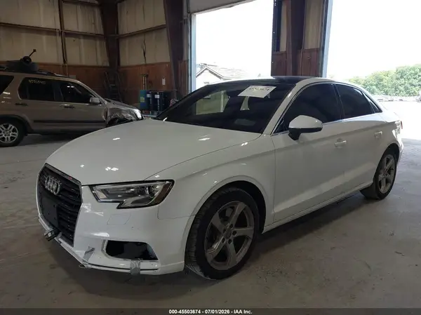 WAUBEGFF6KA117395 2019 AUDI A3 - Image 2