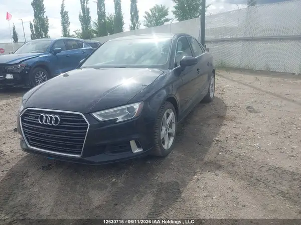 WAUBEGFF8K1027455 2019 AUDI A3 - Image 2