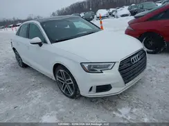 WAUBEGFFXLA068042 2020 AUDI A3
