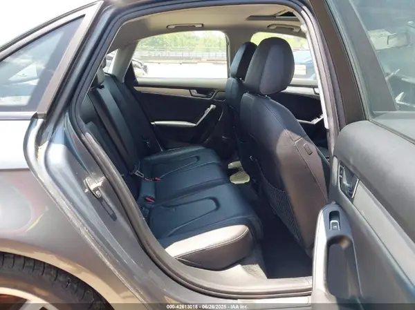 WAUBFAFL0GA008826 2016 AUDI A4 - Image 8