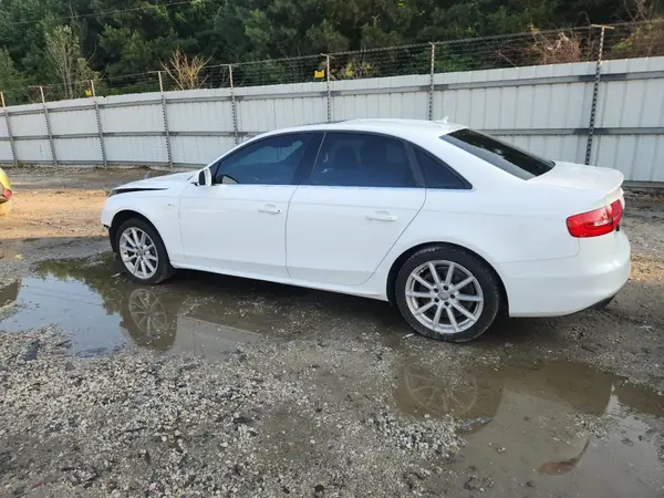 WAUBFAFL1GN011369 2016 AUDI A4 - Image 2
