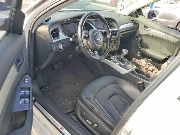 WAUBFAFLXGN017400 2016 AUDI A4 - Image 8
