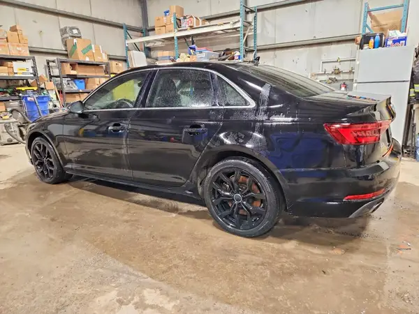 WAUBNAF42JA142336 2018 AUDI A4 - Image 2