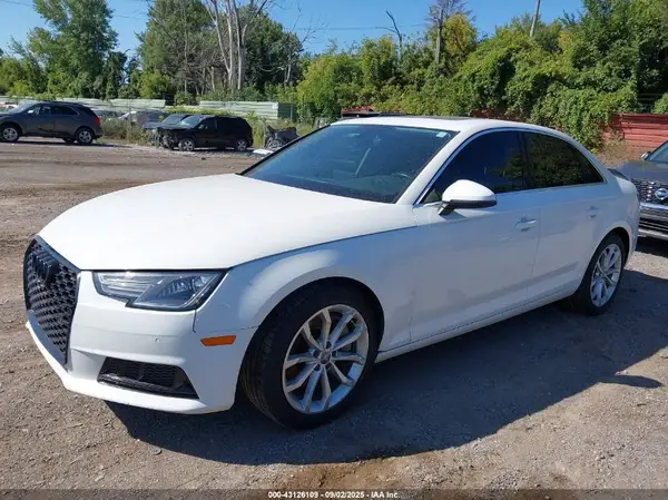 WAUBNAF43HN011208 2017 AUDI A4 - Image 2