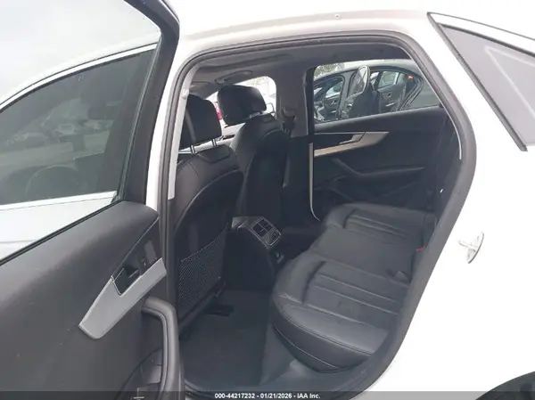 WAUBNAF43JA078288 2018 AUDI A4 - Image 8