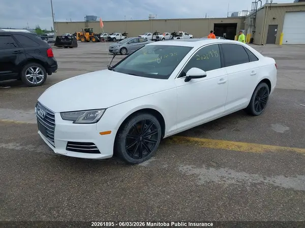 WAUBNAF44HN066802 2017 AUDI A4 - Image 2