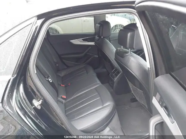 WAUBNAF46JN010270 2018 AUDI A4 - Image 8