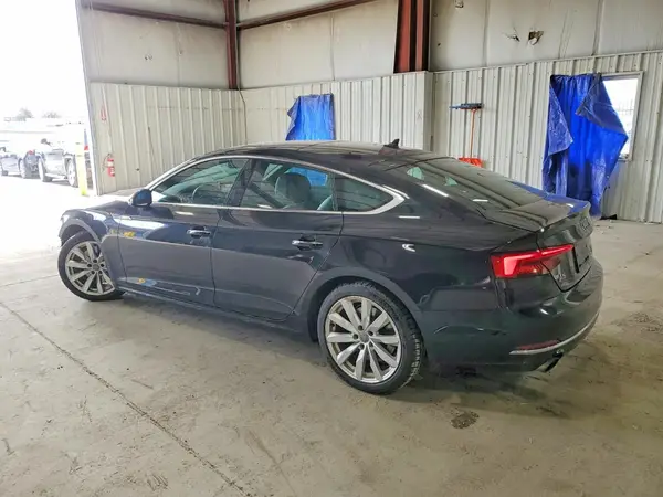 WAUBNCF50JA088670 2018 AUDI A5 - Image 2
