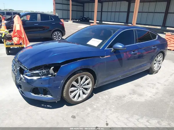 WAUBNCF51JA013430 2018 AUDI A5 - Image 2