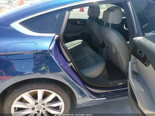 WAUBNCF51JA013430 2018 AUDI A5 - Image 8