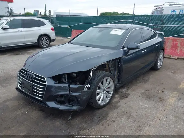 WAUBNCF51JA087723 2018 AUDI A5 - Image 2