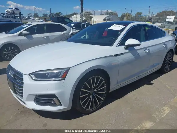 WAUBNCF52JA010908 2018 AUDI A5 - Image 2