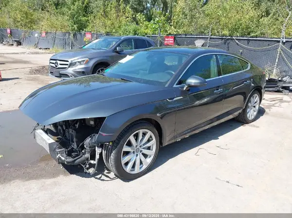 WAUBNCF52JA078867 2018 AUDI A5 - Image 2