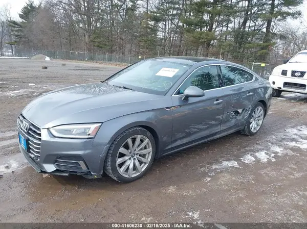 WAUBNCF52JA124956 2018 AUDI A5 - Image 2