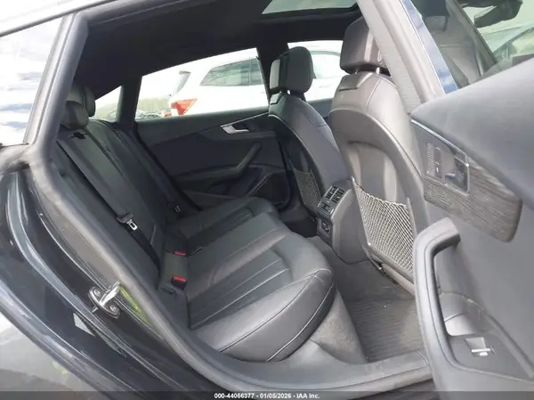 WAUBNCF52KA006312 2019 AUDI A5 - Image 8