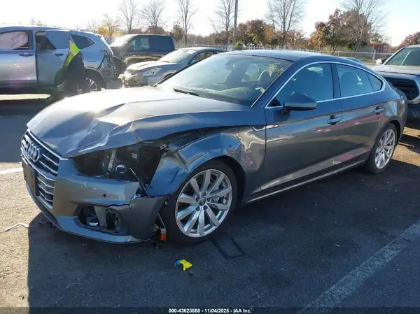 WAUBNCF54JA110038 2018 AUDI A5 - Image 2