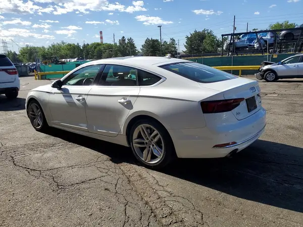 WAUBNCF54KA045323 2019 AUDI A5 - Image 2