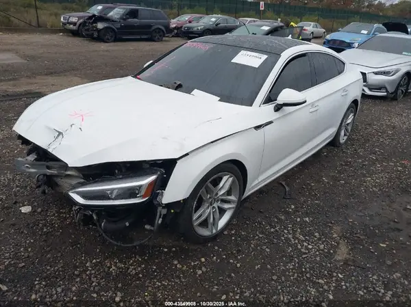WAUBNCF54KA096482 2019 AUDI A5 - Image 2