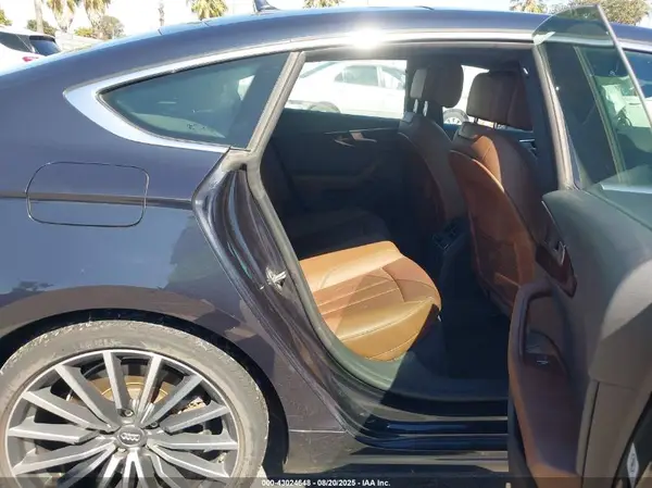 WAUBNCF56JA005095 2018 AUDI A5 - Image 8
