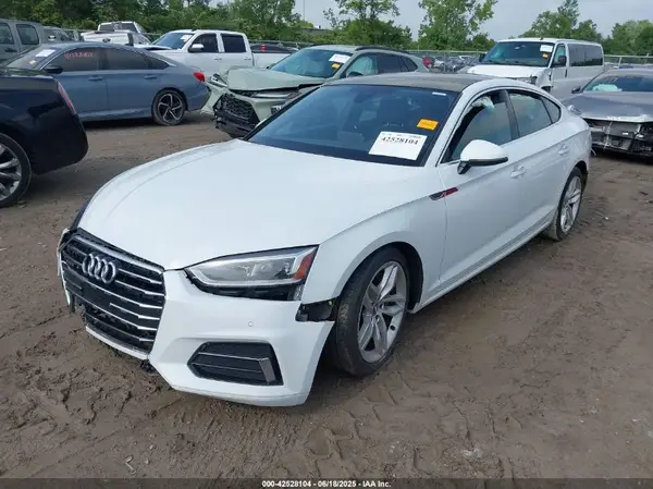 WAUBNCF56KA015689 2019 AUDI A5 - Image 2