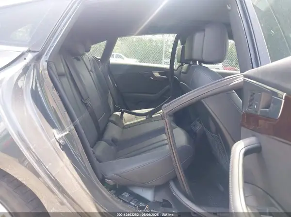 WAUBNCF56KA018091 2019 AUDI A5 - Image 8