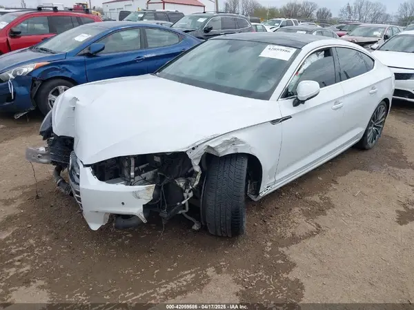 WAUBNCF57JA017059 2018 AUDI A5 - Image 2