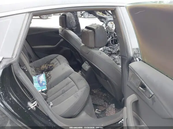 WAUBNCF57KA011084 2019 AUDI A5 - Image 8