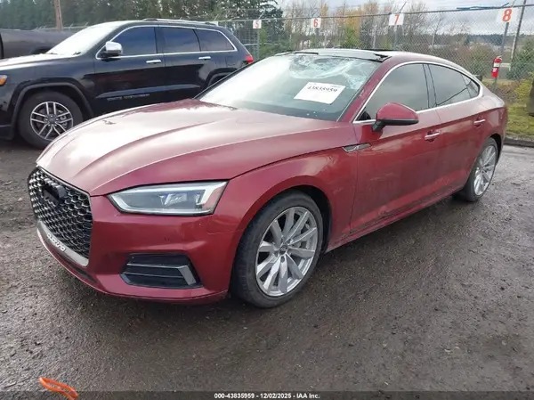 WAUBNCF5XJA005956 2018 AUDI A5 - Image 2