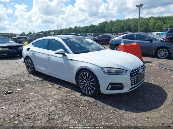 WAUBNCF5XJA013278 2018 AUDI A5 - Image 1