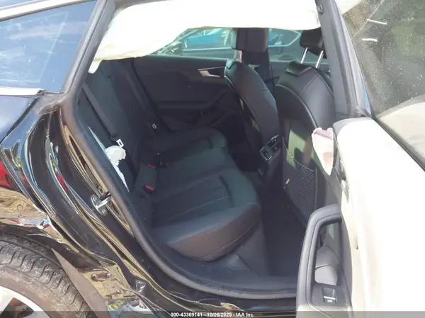 WAUBNDF52JA090989 2018 AUDI A5 - Image 8