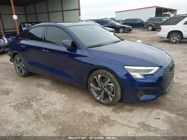 WAUBUDGY3PA101289 2023 AUDI A3 - Image 1