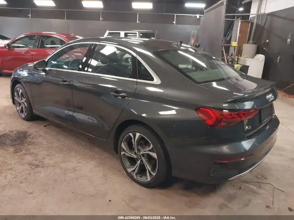 2022 AUDI A3 IAAI lot 42390289 auction photo 3