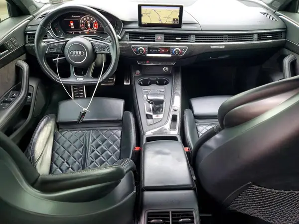 WAUC4AF40JA233905 2018 AUDI RS4 - Image 8