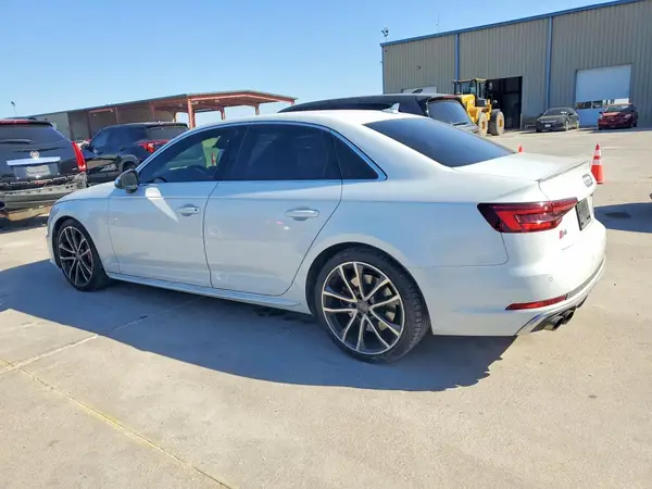 WAUC4AF41KA013691 2019 AUDI RS4 - Image 2