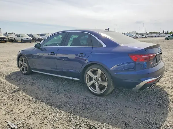 WAUC4AF42NA019844 2022 AUDI RS4 - Image 2