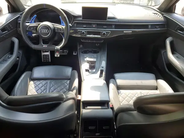 WAUC4AF43JA003548 2018 AUDI RS4 - Image 8