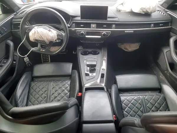 WAUC4AF43JA057917 2018 AUDI RS4 - Image 8