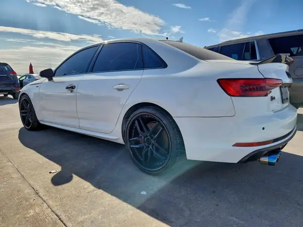 WAUC4AF43JA062924 2018 AUDI S4 - Image 2