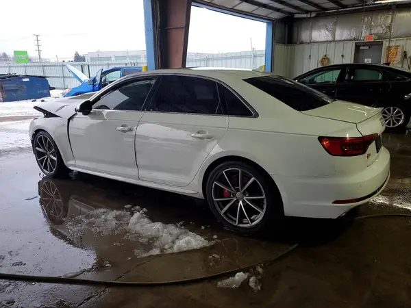 WAUC4AF44JA003798 2018 AUDI RS4 - Image 2