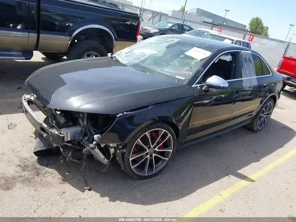 WAUC4AF45JA055148 2018 AUDI S4 - Image 2