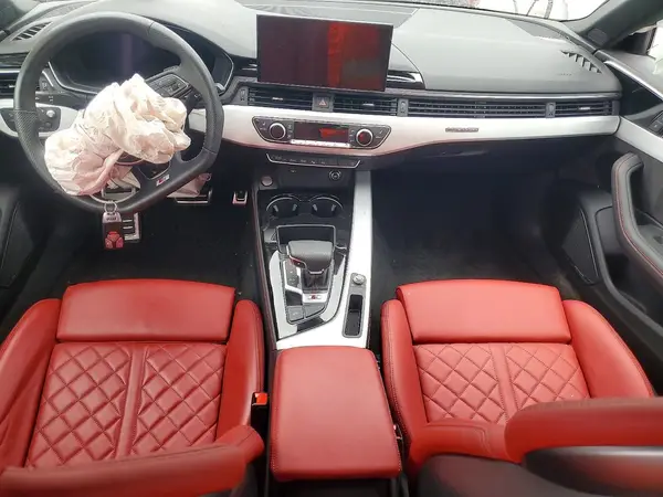 WAUC4AF45LA054844 2020 AUDI RS4 - Image 8