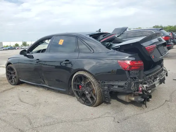 WAUC4AF45MA015463 2021 AUDI RS4 - Image 2