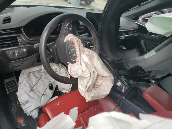 WAUC4AF45MA015463 2021 AUDI RS4 - Image 8