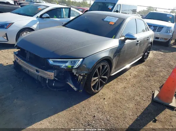 WAUC4AF48JA002718 2018 AUDI S4 - Image 2